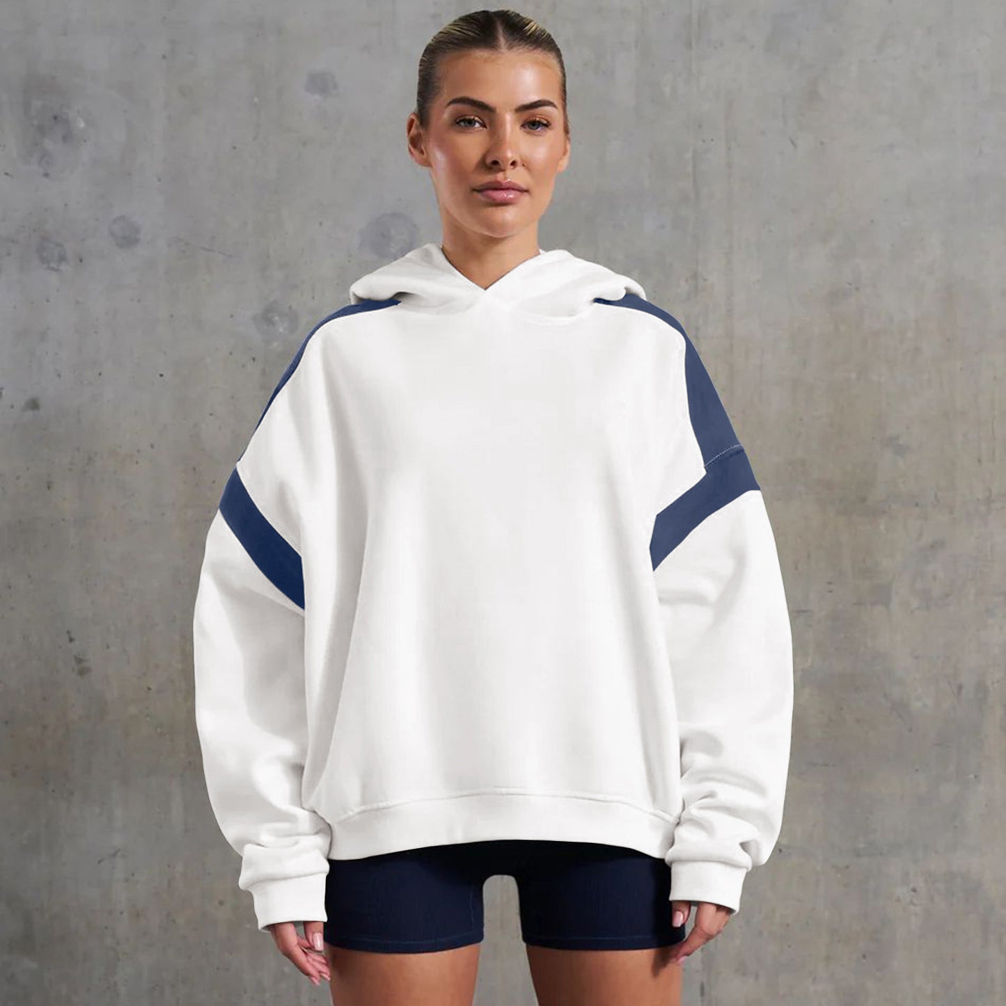 Clara | Sweat à capuche épaules tombantes contrastées