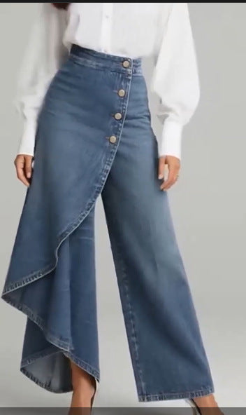 Céleste | Pantalon Droit à Volants et Boutons Dorés