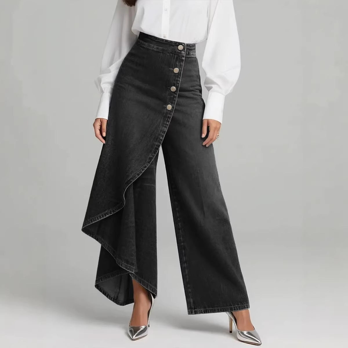 Céleste | Pantalon Droit à Volants et Boutons Dorés