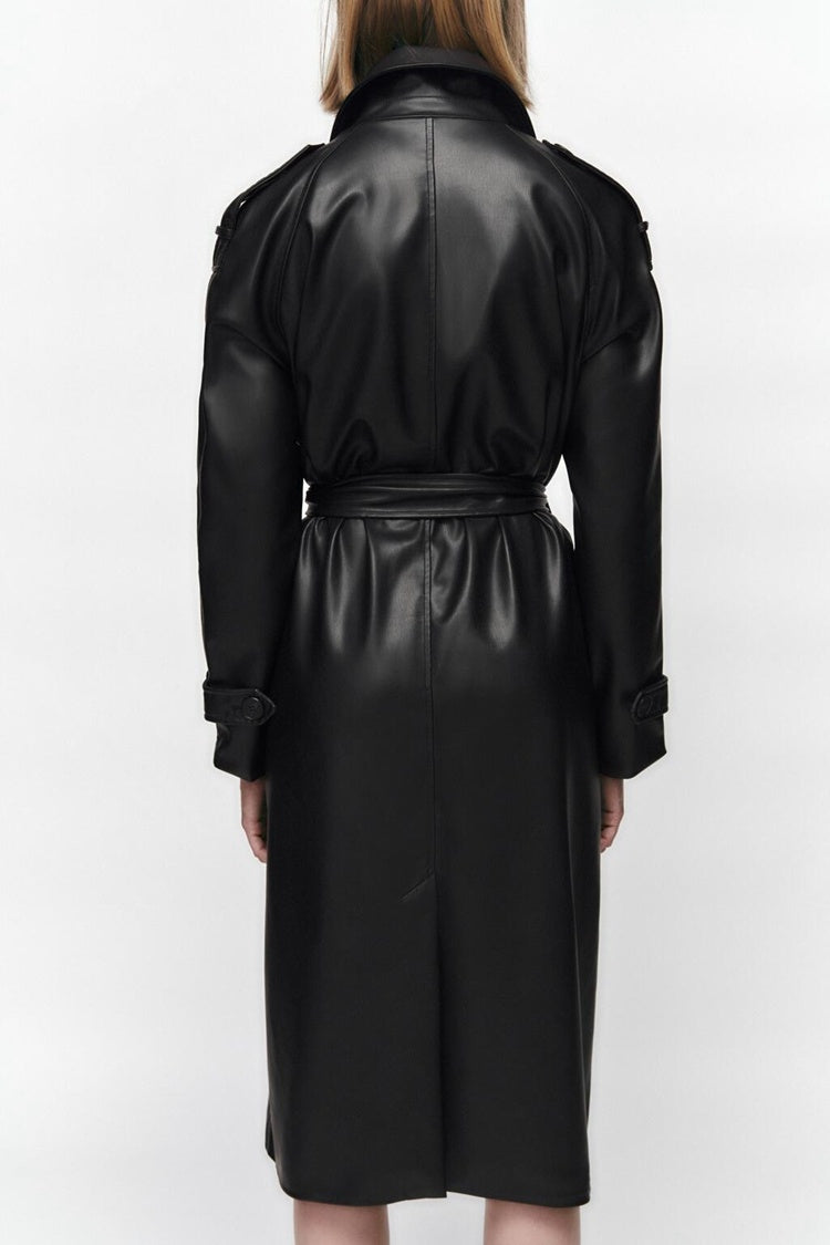 Amira | Trench coat en simili cuir ceinturé – Silhouette affirmée
