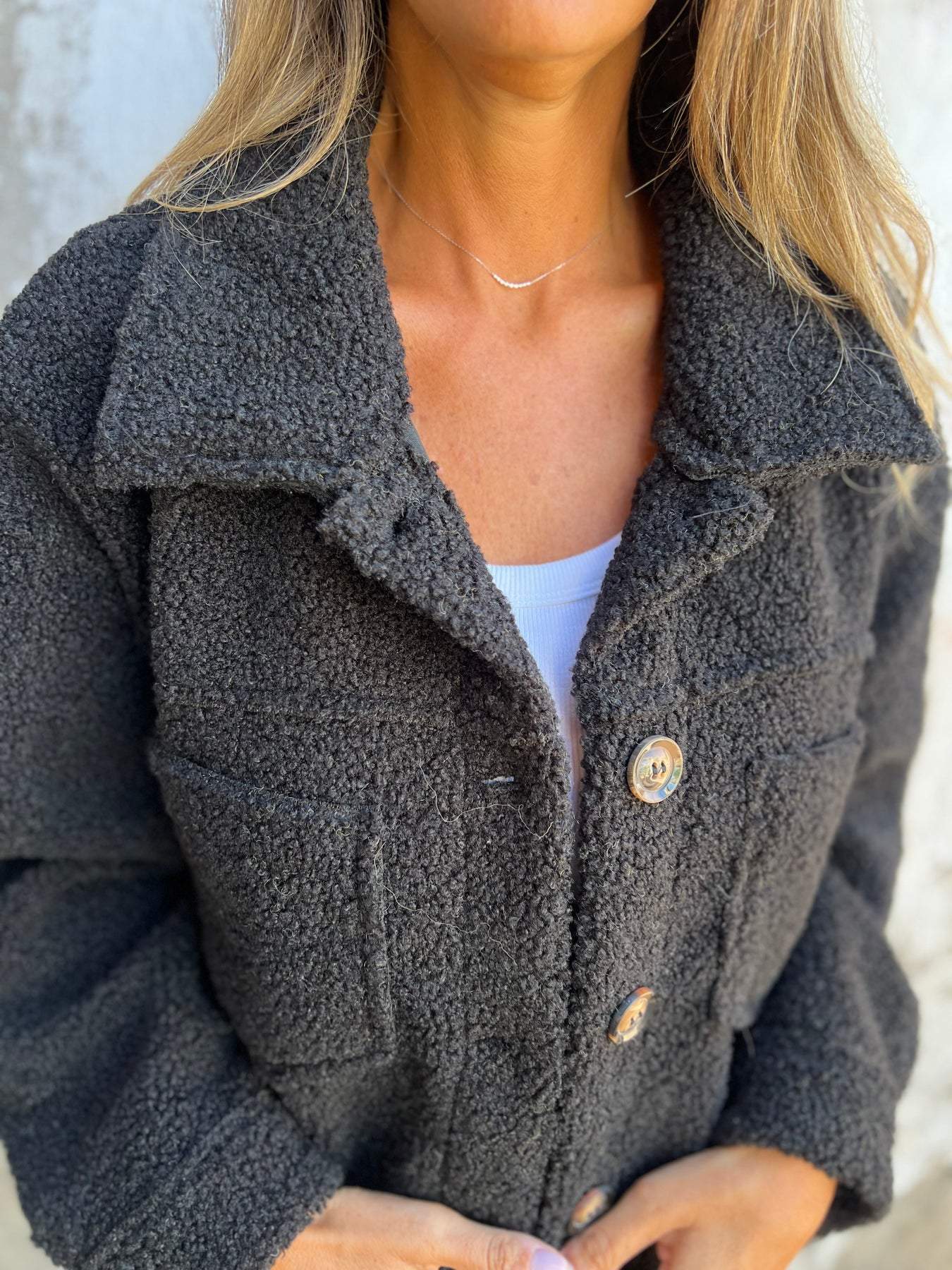 ADORER Mila | Manteau en laine d’agneau – Douceur et chaleur intemporelle